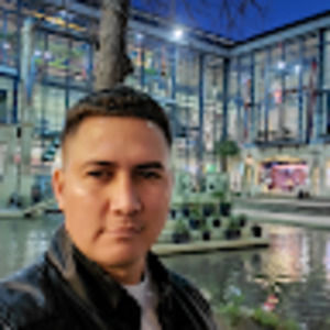 Meet your Posher, Luis